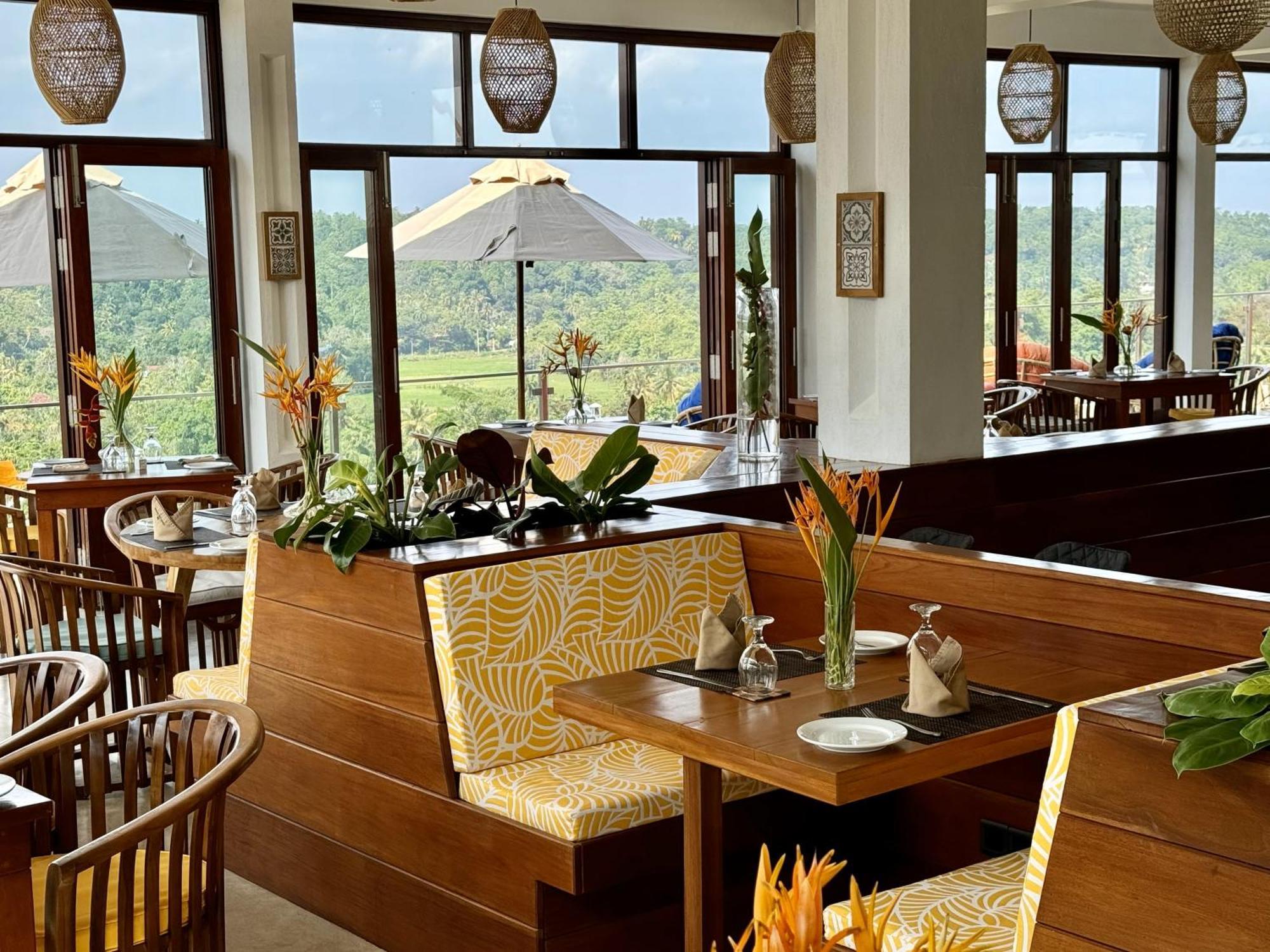 Coastline Mirissa Boutique Hotel And Spa Екстериор снимка
