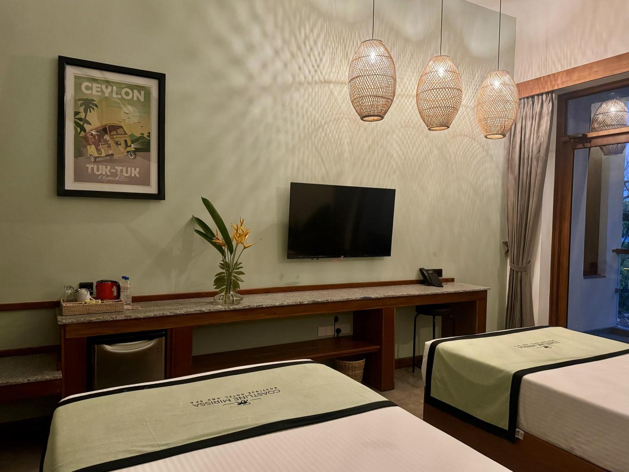 Coastline Mirissa Boutique Hotel And Spa Стая снимка