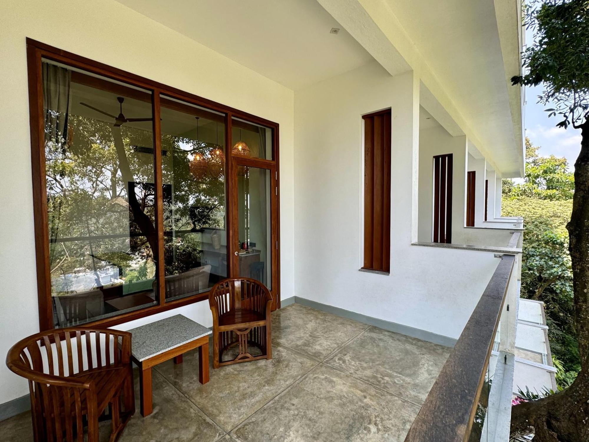 Coastline Mirissa Boutique Hotel And Spa Екстериор снимка